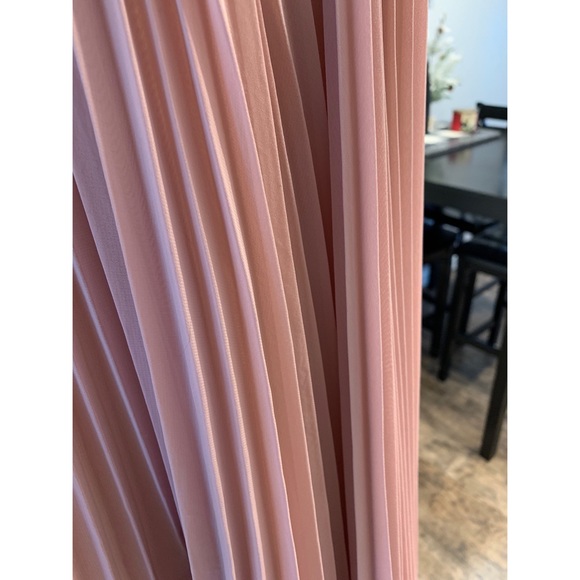 Beautiful Bridesmaids Dress NEVER WORN - Picture 3 of 7